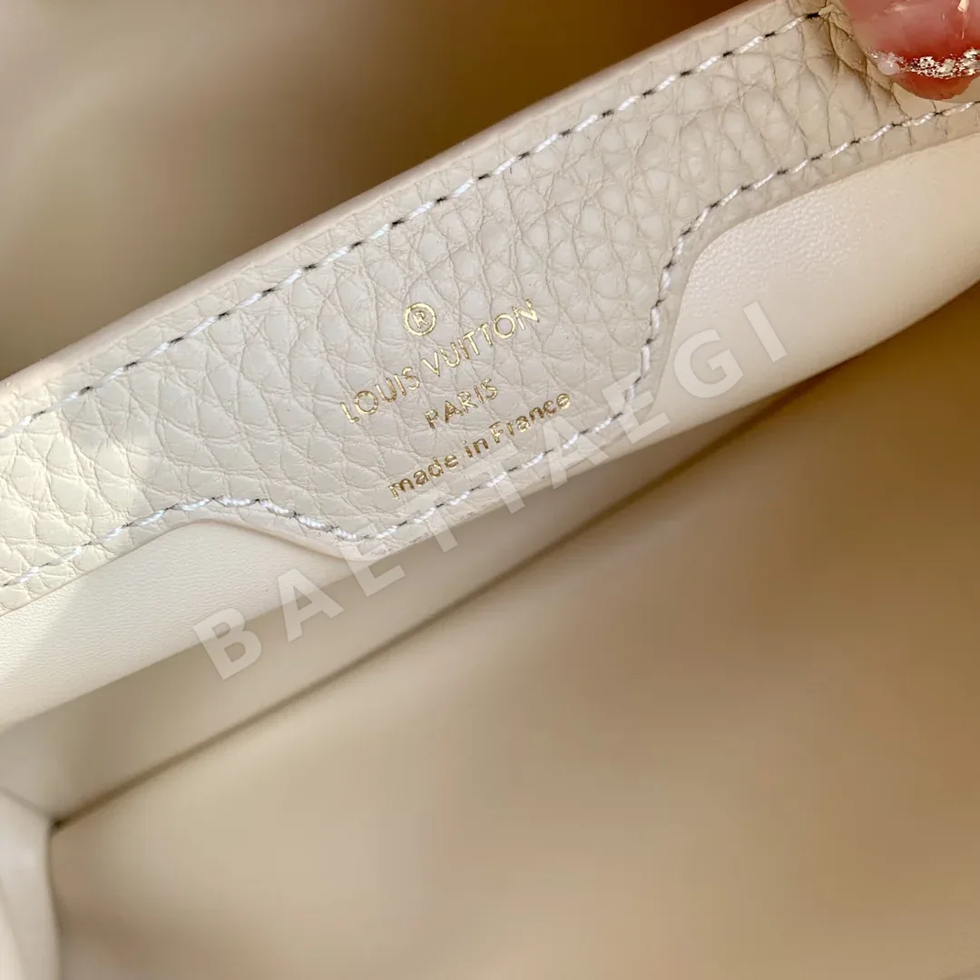 루이비통 카퓌신 BB 모노그램 핸드백 M23950 상세 이미지 8