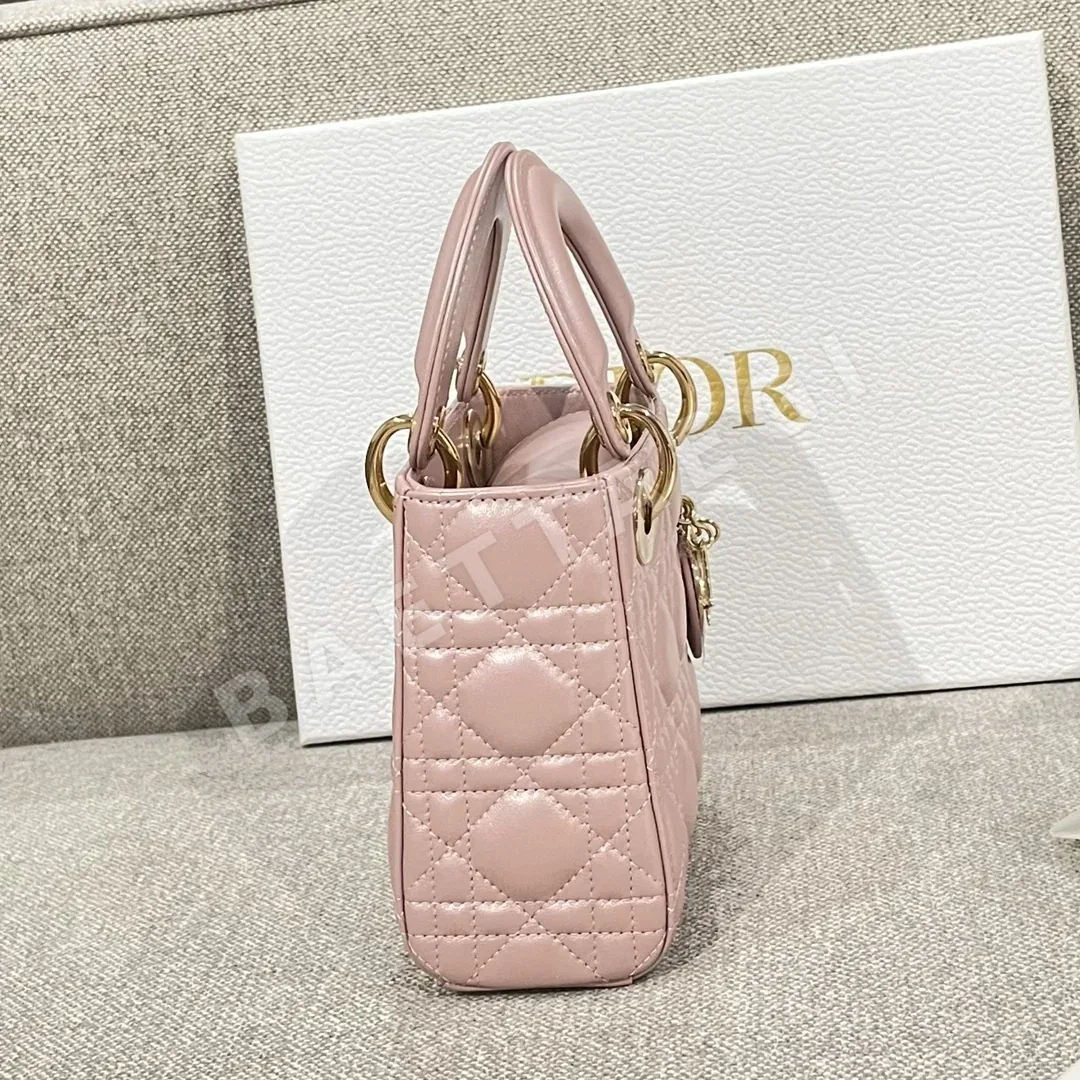 디올 레이디백 까나쥬 램스킨 체인 숄더백 상세 이미지 7