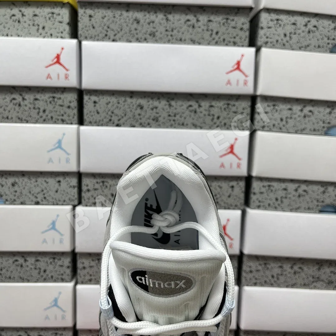 나이키 [KZ2.0] 에어 맥스 95 OG HJ5996-002 201154 Nike Air Max 95 OG Big Bubble Blue 상세 이미지 7