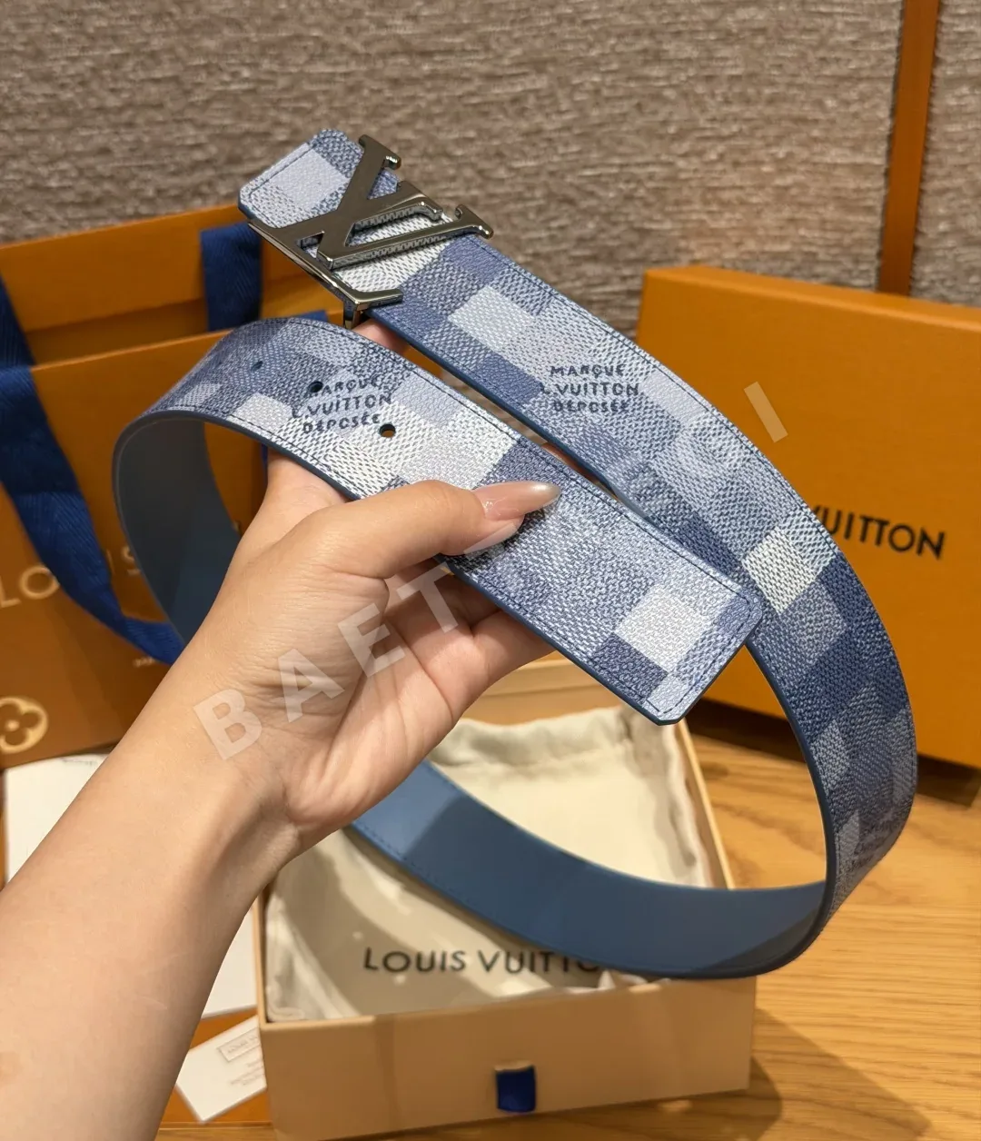 루이비통 디멘션 40mm 리버시블 남성 벨트 상세 이미지 6