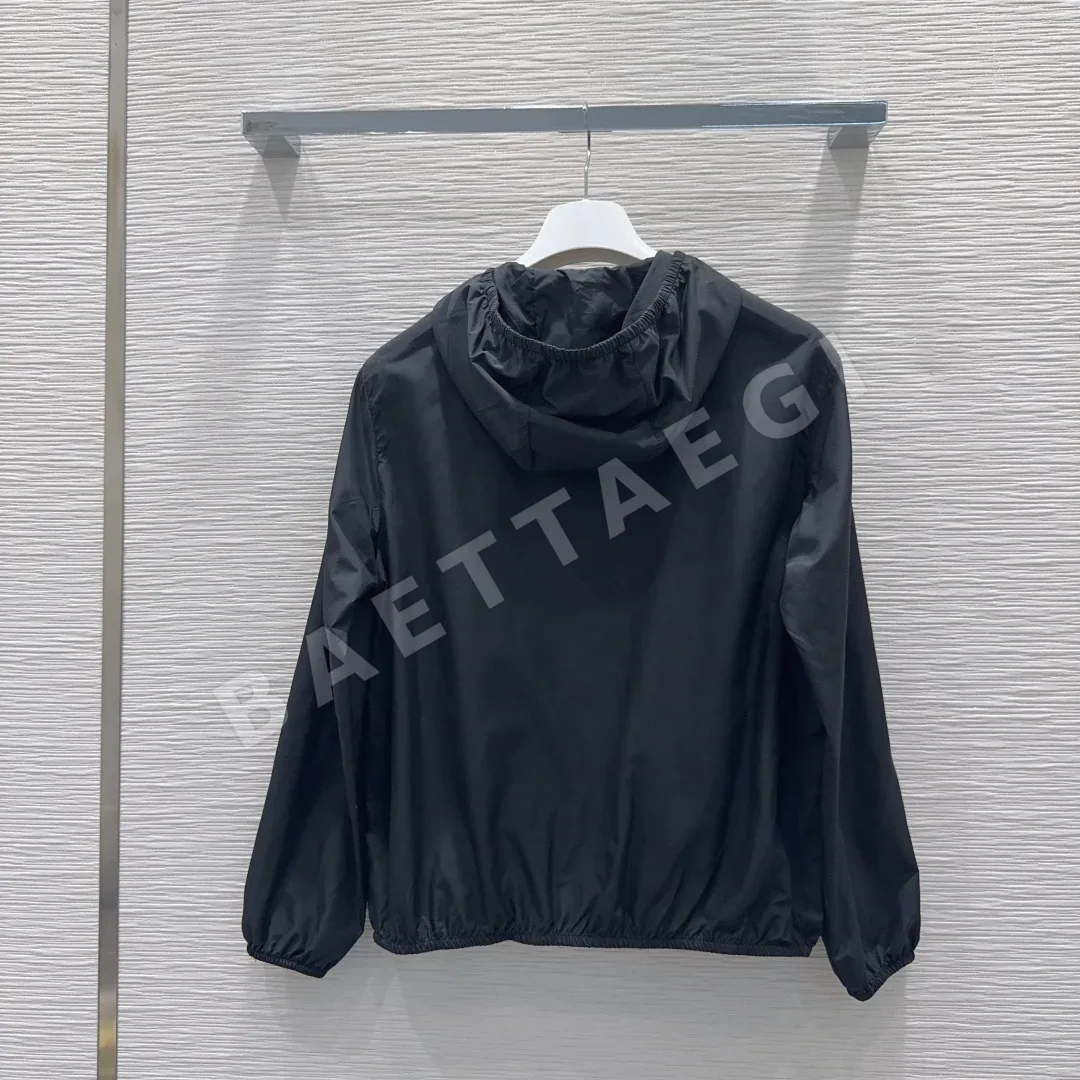 몽클레르 여성 자켓 상세 이미지 8
