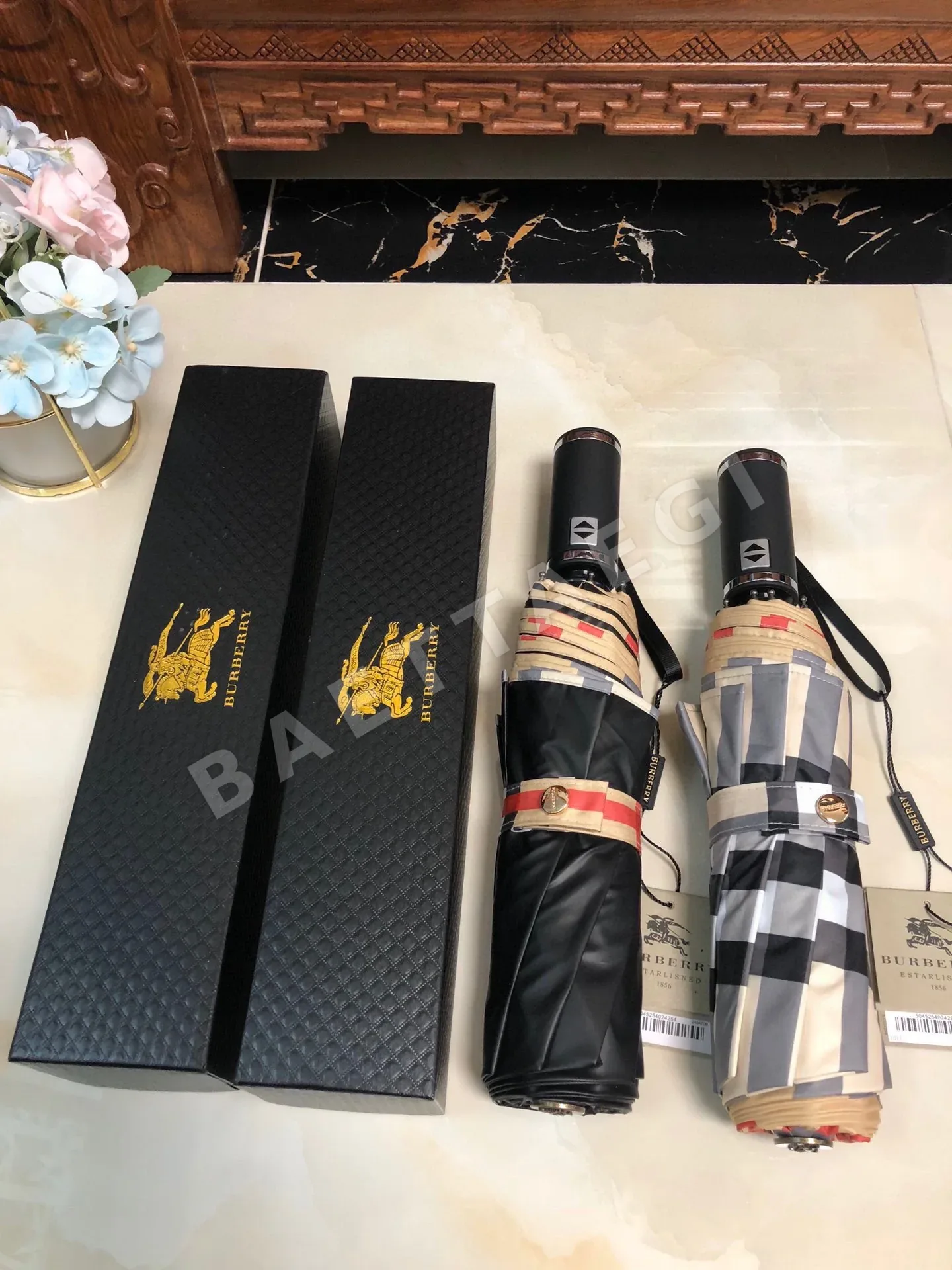 버버리 체크 레이스 트림 플루오토 우산 85499