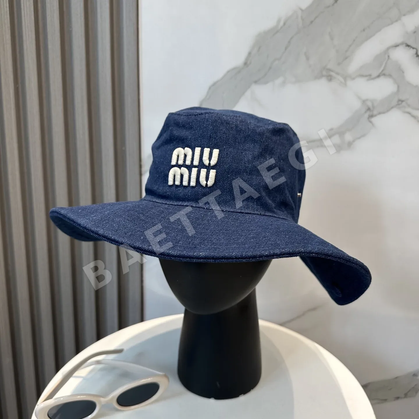 미우미우 버킷 햇 모자 120372