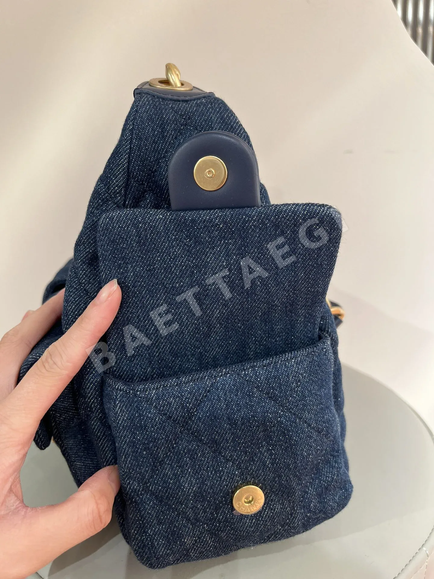 샤넬 25C 데님 호보 가방 상세 이미지 4