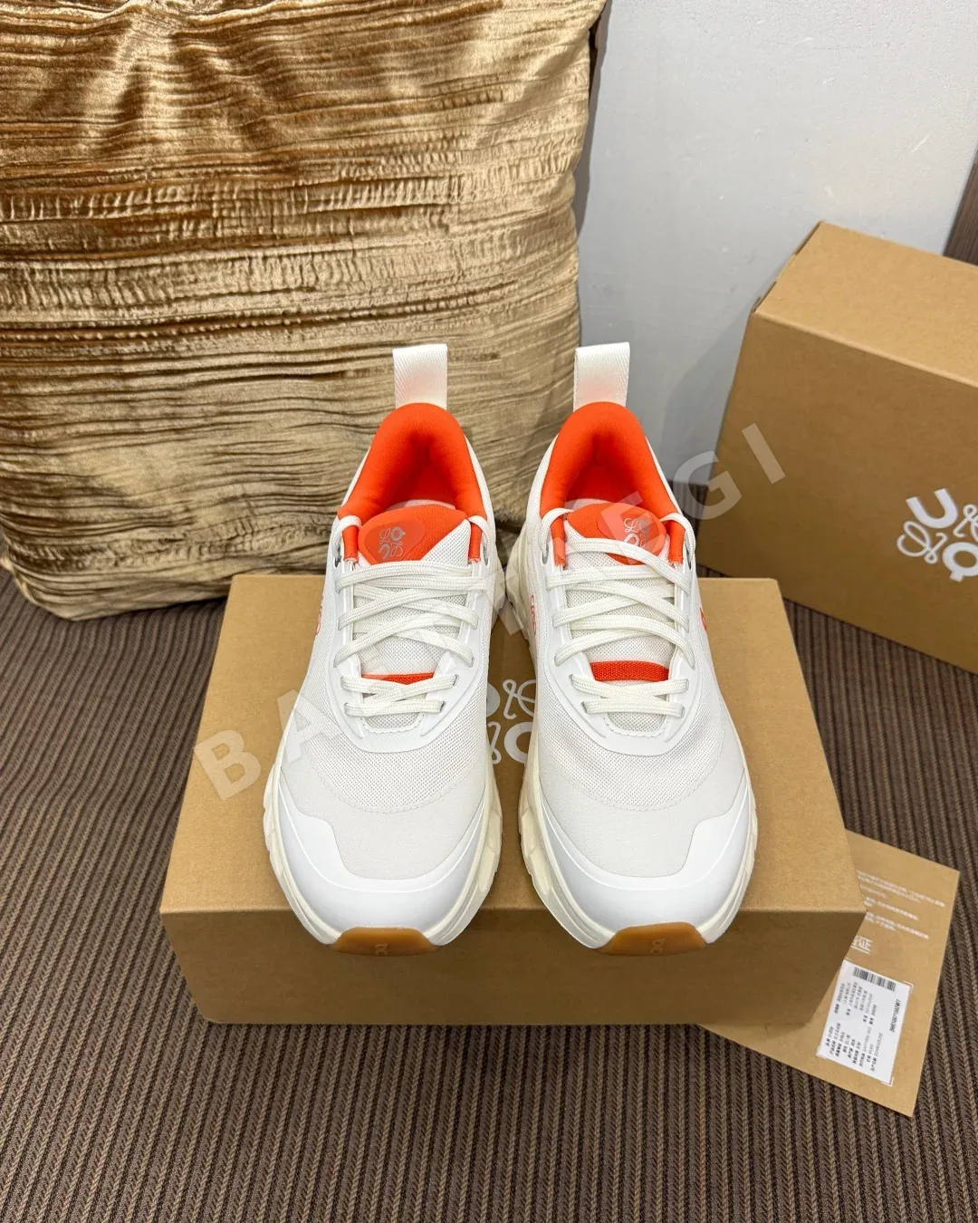 로에베 스니커즈 메시 187648