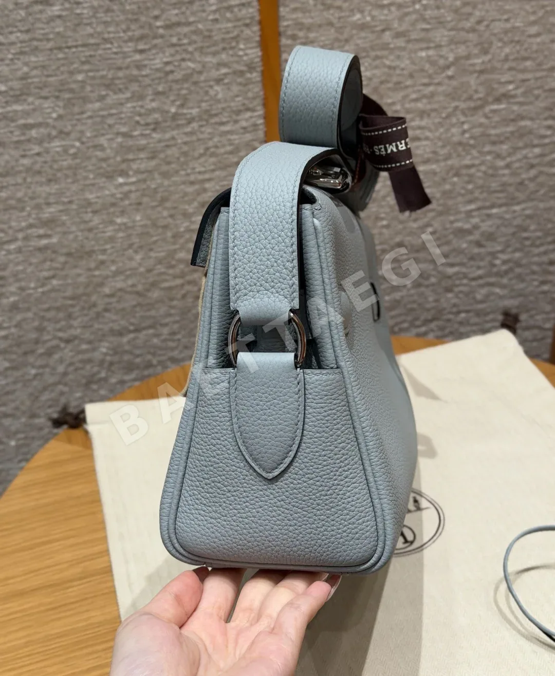 에르메스 켈리 메신저 가방 상세 이미지 4