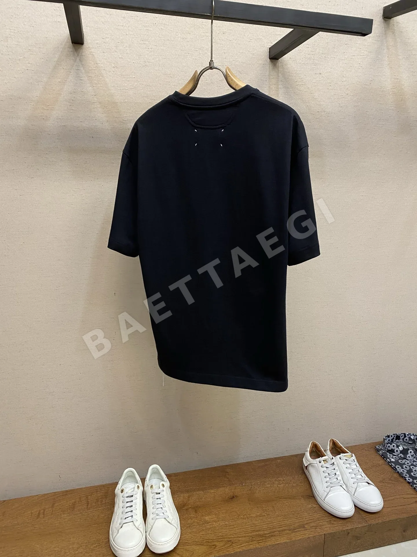 마르지엘라 투명 디지털 로고 크루넥 반팔 티셔츠 상세 이미지 2