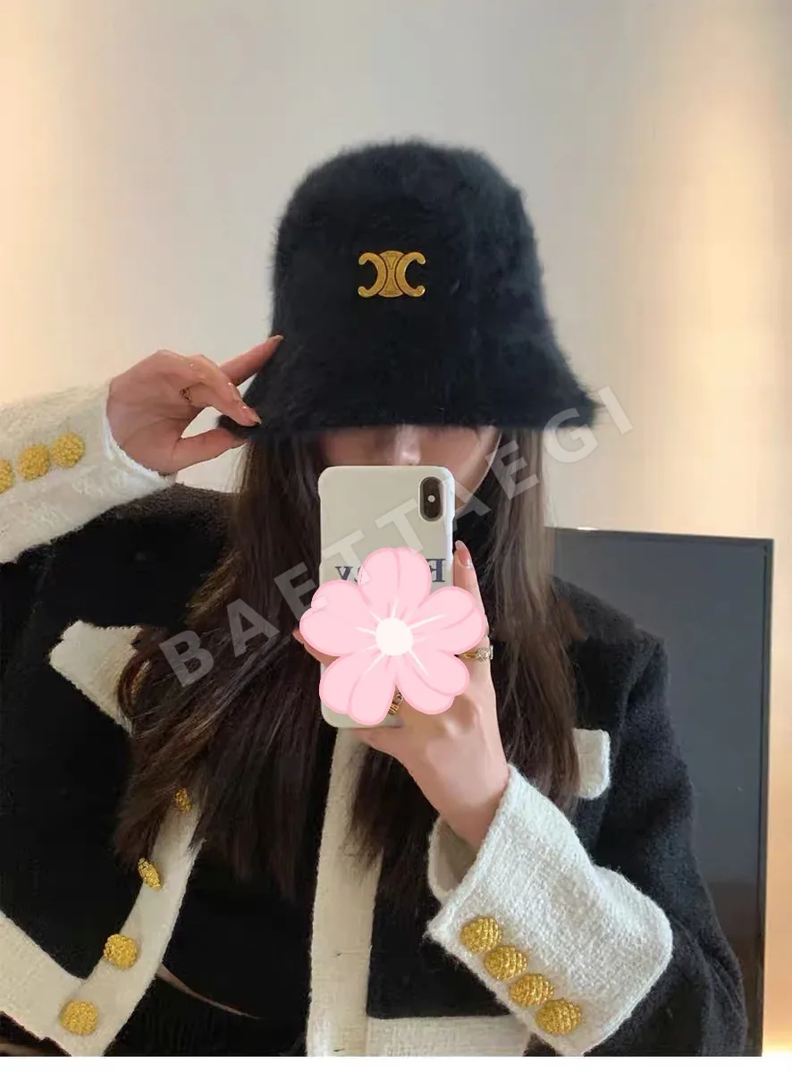 셀린느 시프스킨 버킷햇 84257