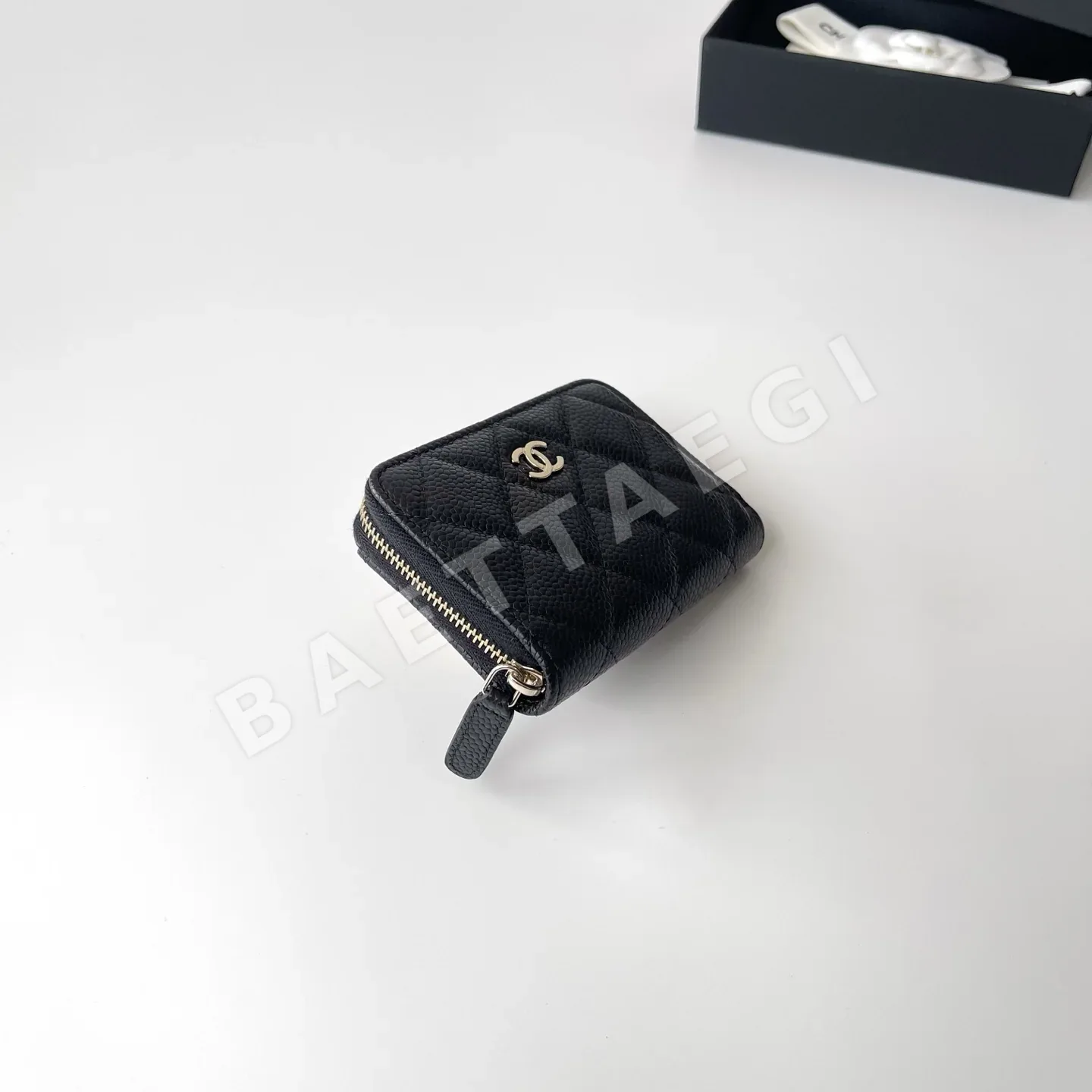 샤넬 블랙 골드 지퍼 카드 지갑 상세 이미지 3