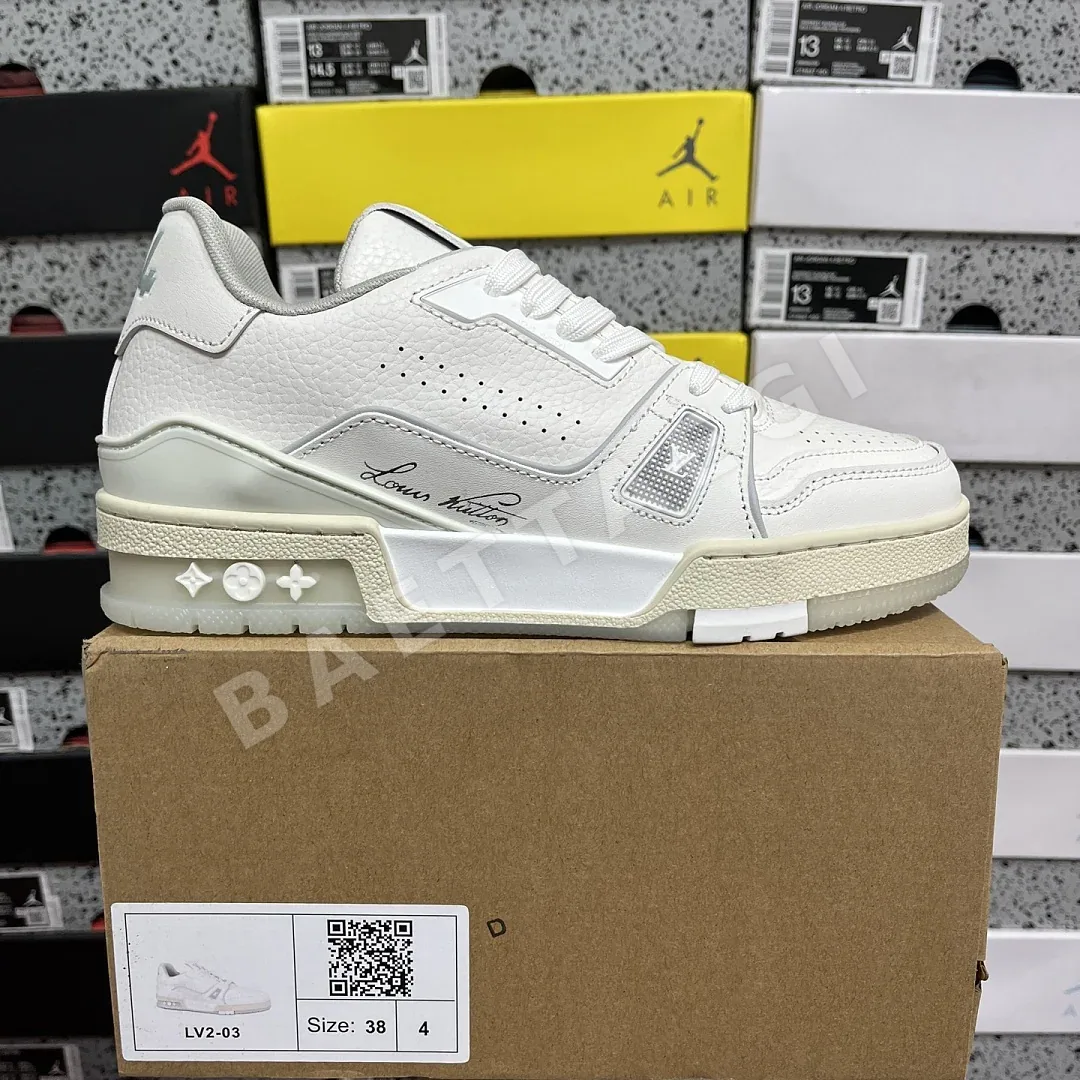 루이비통 [D1] V2 03 화이트 그레이 205842 Louis Vuitton V2-03