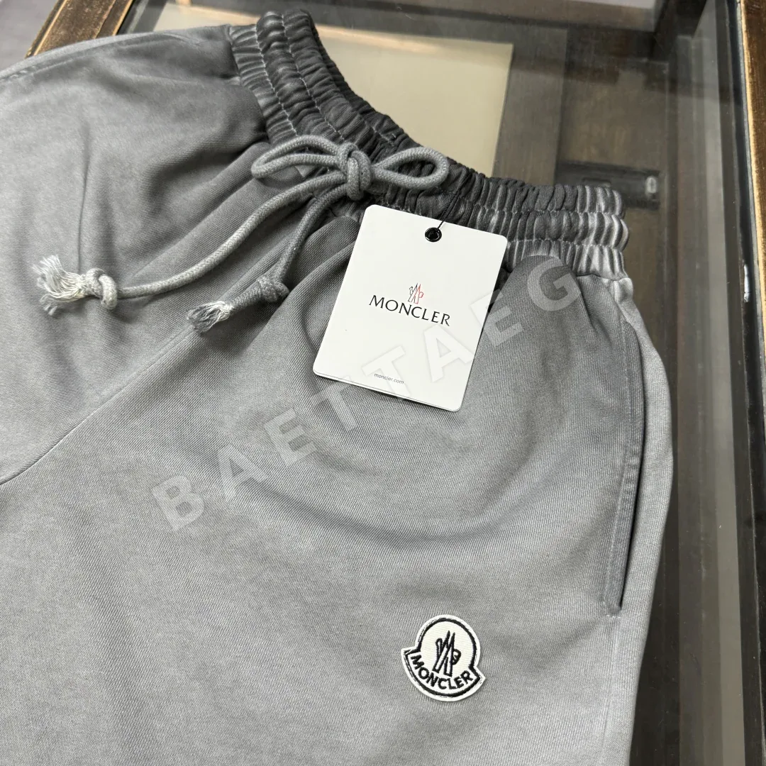 몽클레르 남성 반바지 52681 Moncler Shorts 상세 이미지 4