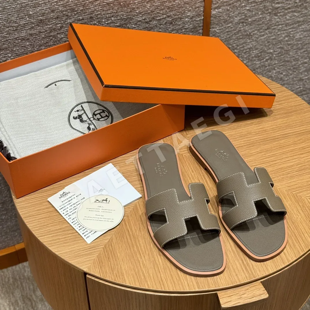 에르메스 오란 샌들 에토프 가죽 H 컷아웃 상세 이미지 7