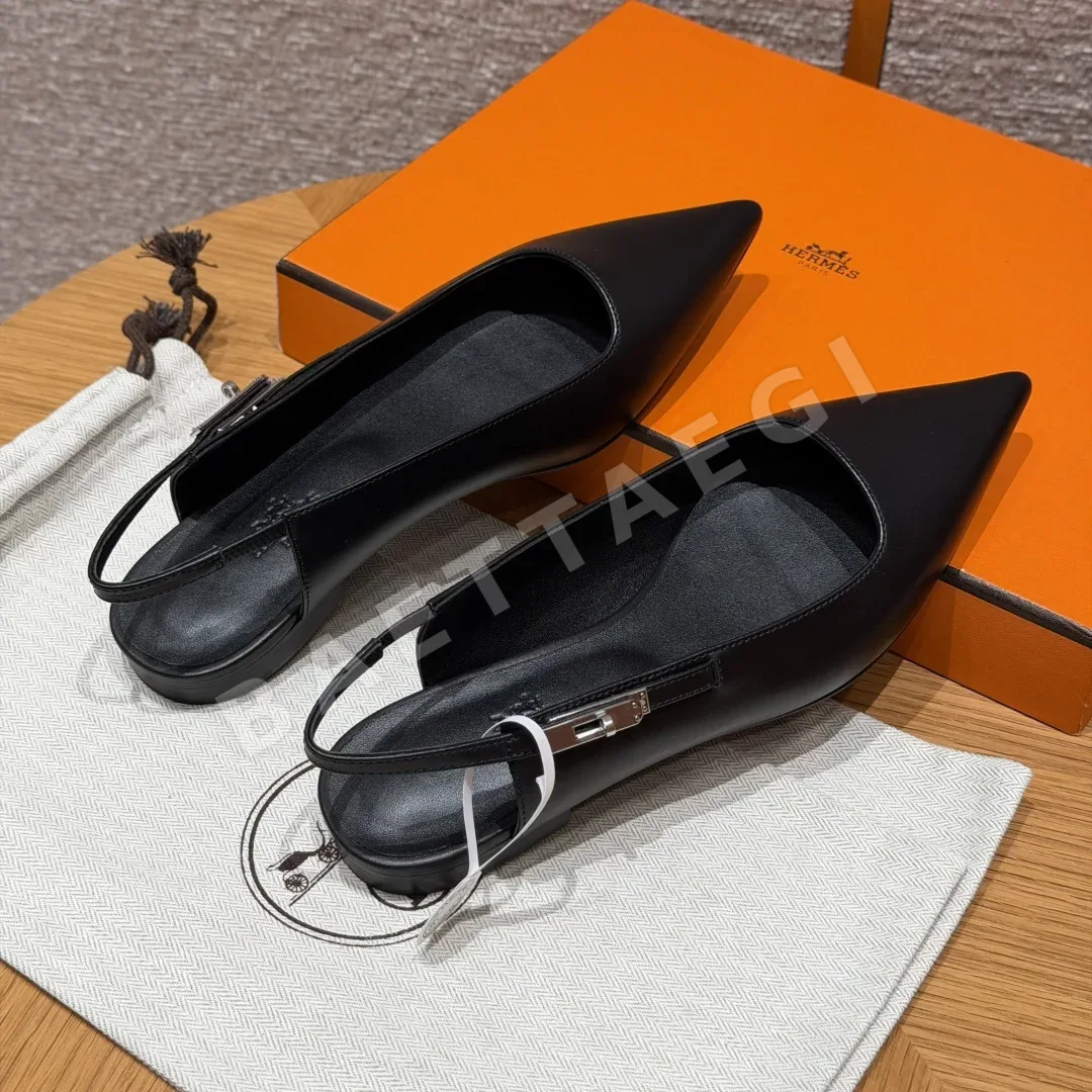 에르메스 러블리 슬링백 검정 가죽 실버 버클 상세 이미지 3
