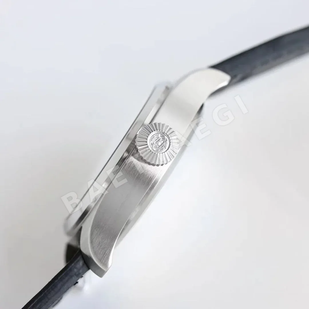 IWC 빅 파일럿 퍼페추얼 캘린더 시계 IW503605 상세 이미지 6
