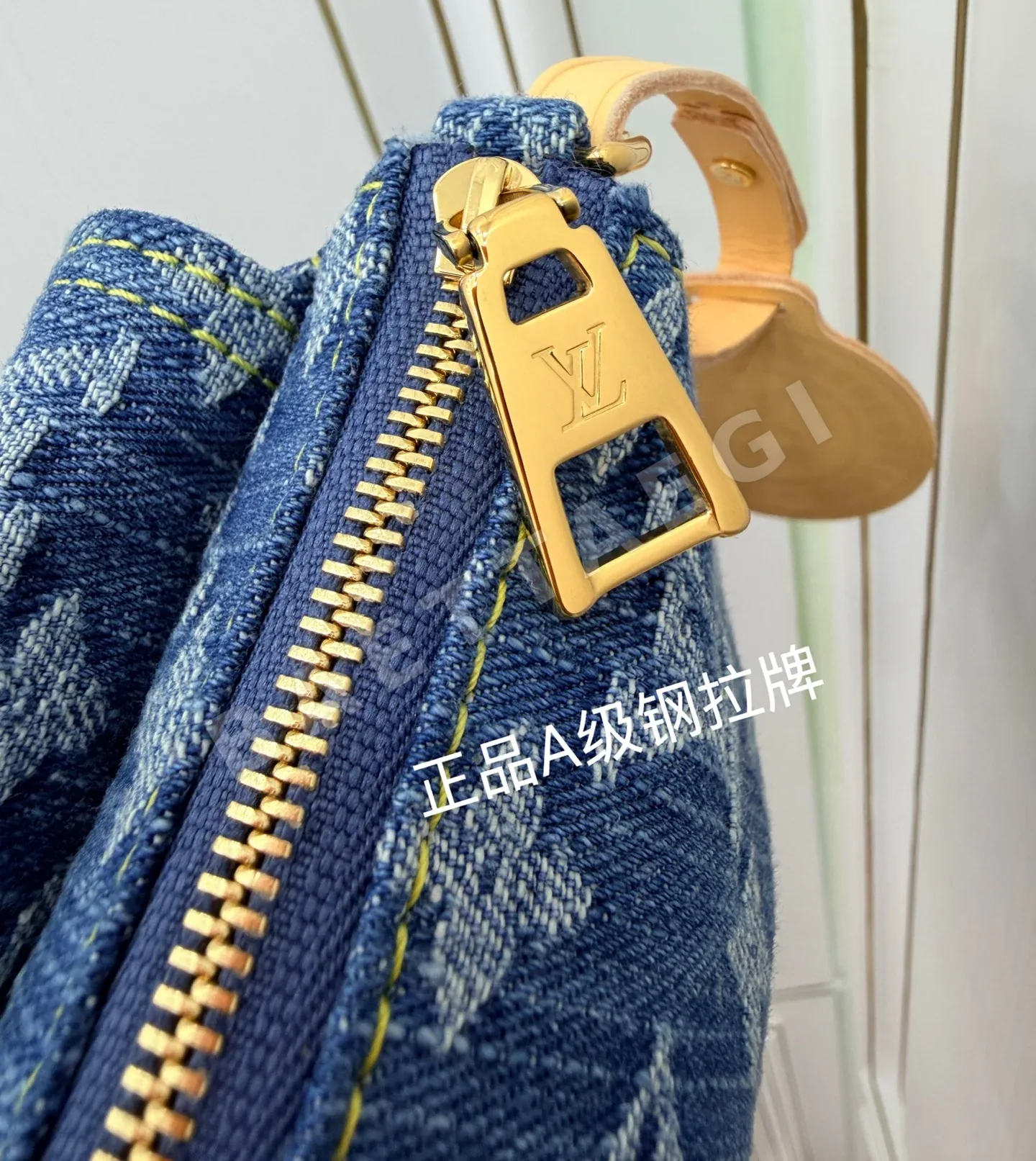 루이비통 다이내믹 패턴 가죽 클러치 가방 M27602 상세 이미지 3