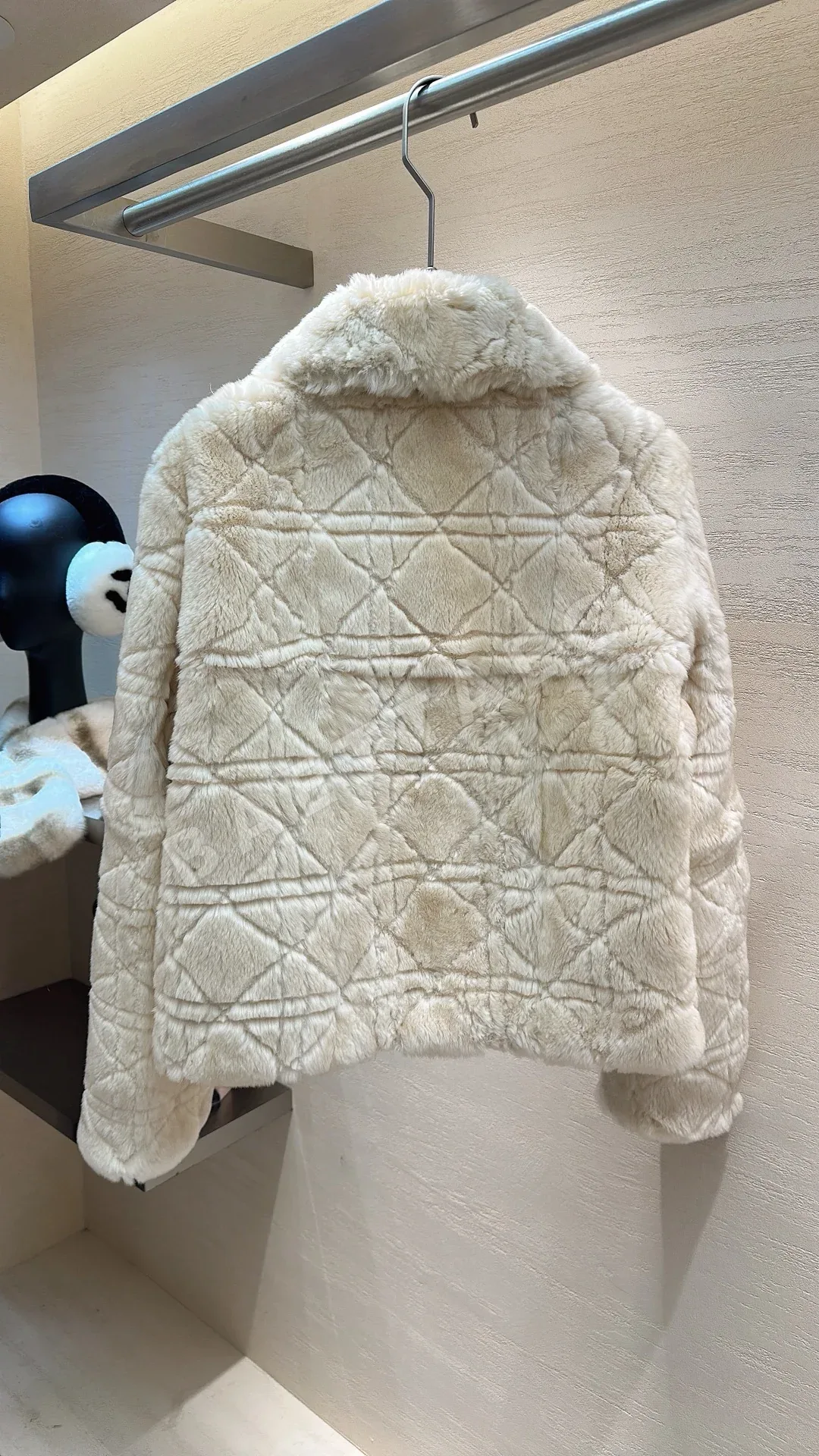 디올 토끼털 시어링 자켓 상세 이미지 8