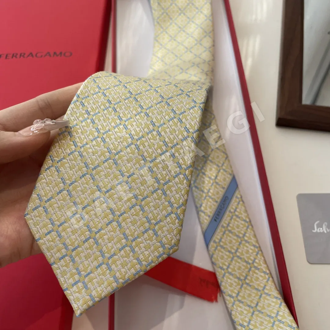 페레가모 실크 트윌 핸드메이드 넥타이 상세 이미지 4