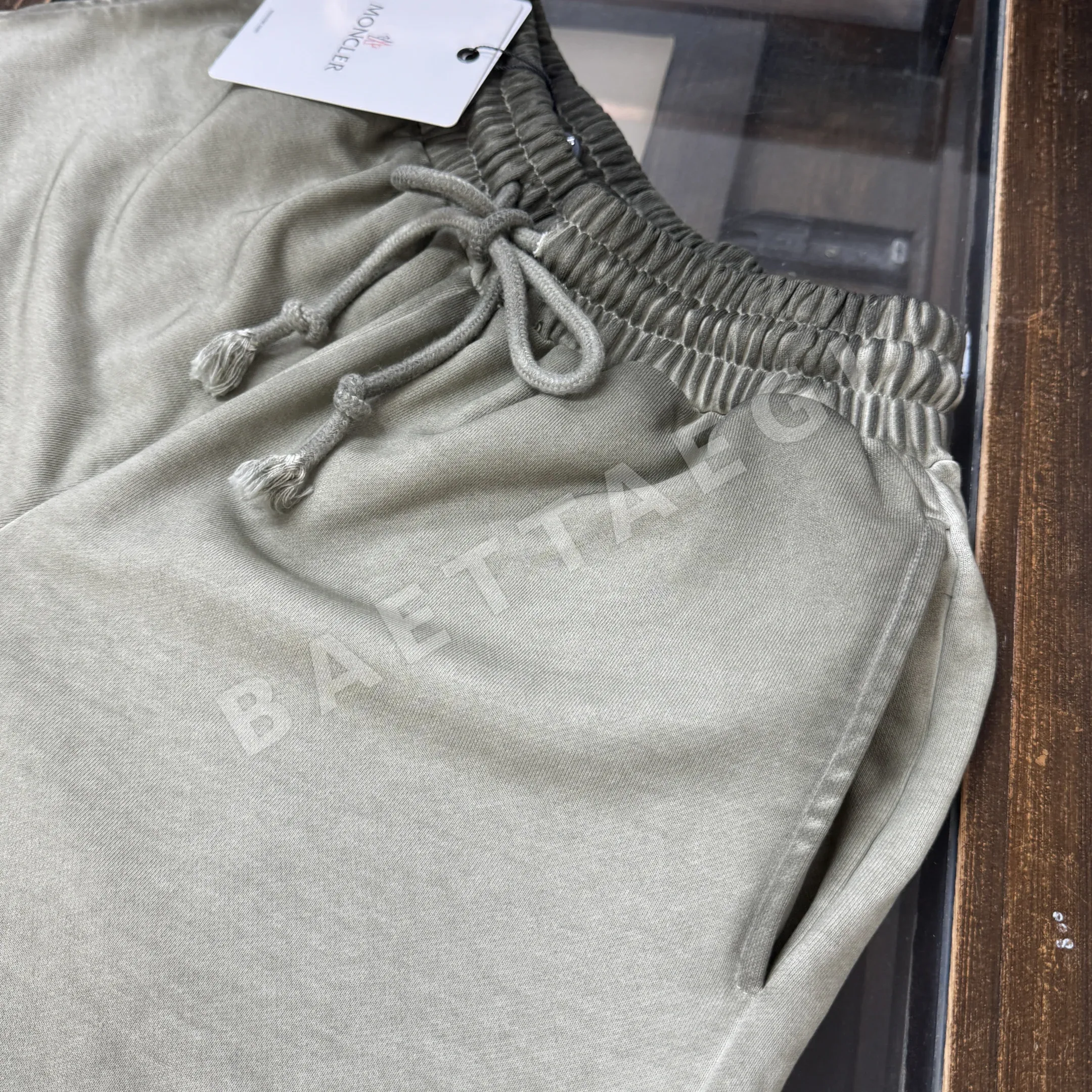몽클레르 남성 반바지 52689 Moncler Shorts 상세 이미지 13