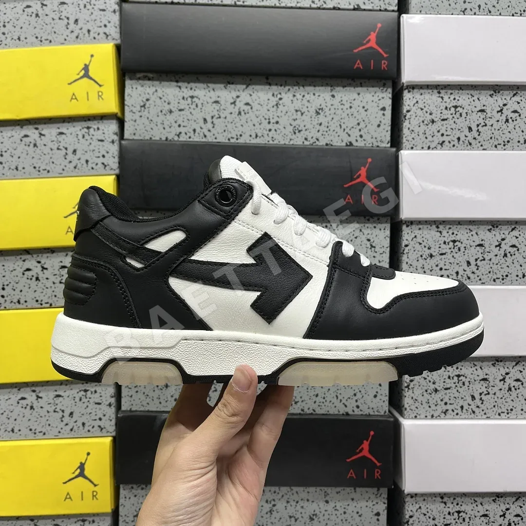 오프화이트 [KZ] 아웃 오브 오피스 OOO 로우 탑스 202488 Off White Out Of Office OOO Low Tops 상세 이미지 2