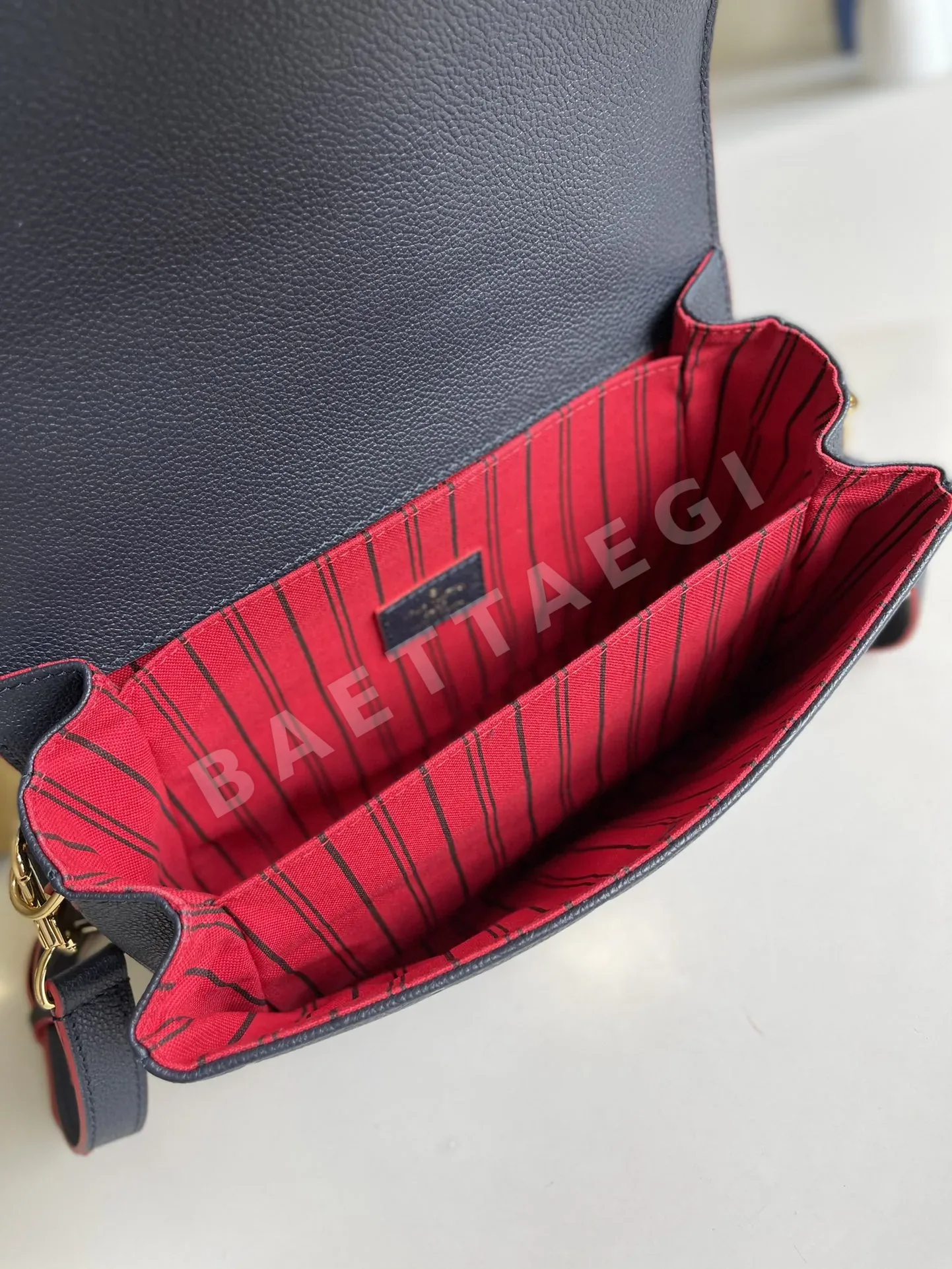 루이비통 블루 메티스 메신저백 M44071 상세 이미지 8