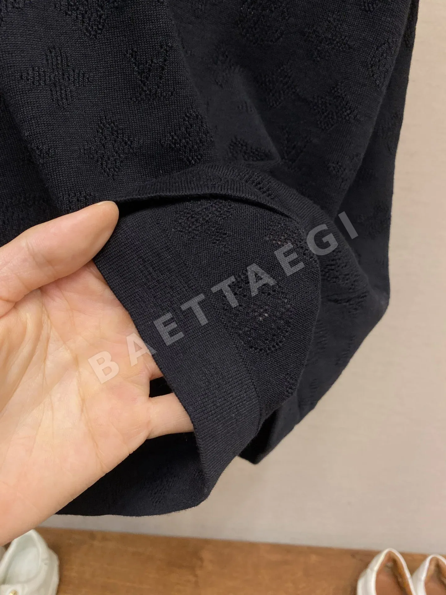 루이비통 메시 니트 폴로 카라 반팔 티셔츠 상세 이미지 8