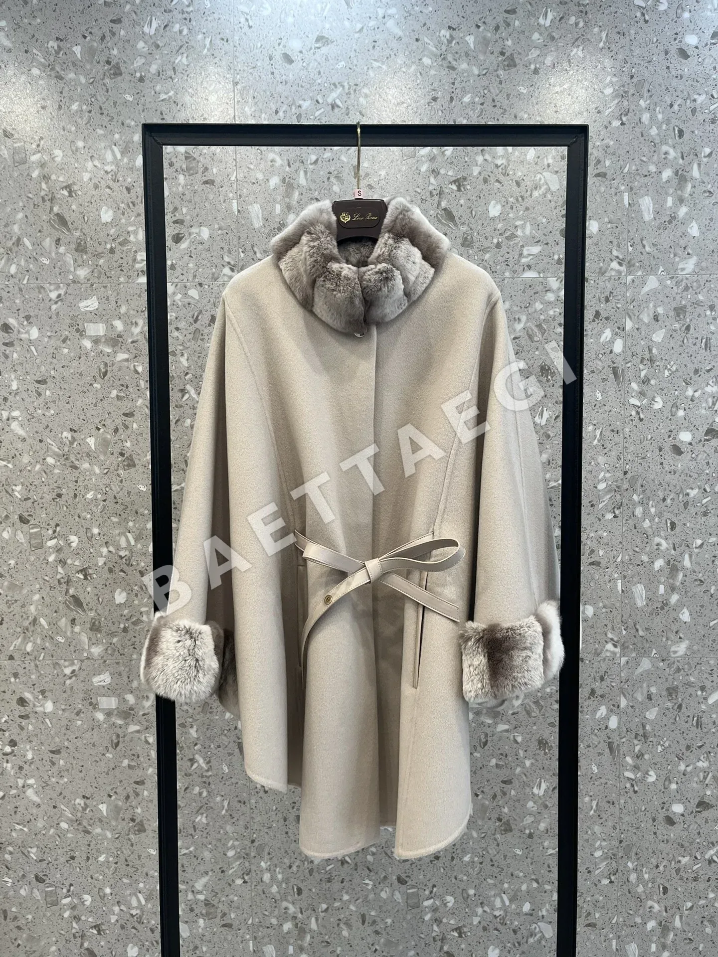 로로피아나 핑크빛 보라색 캐시미어 케이프 자켓 상세 이미지 1