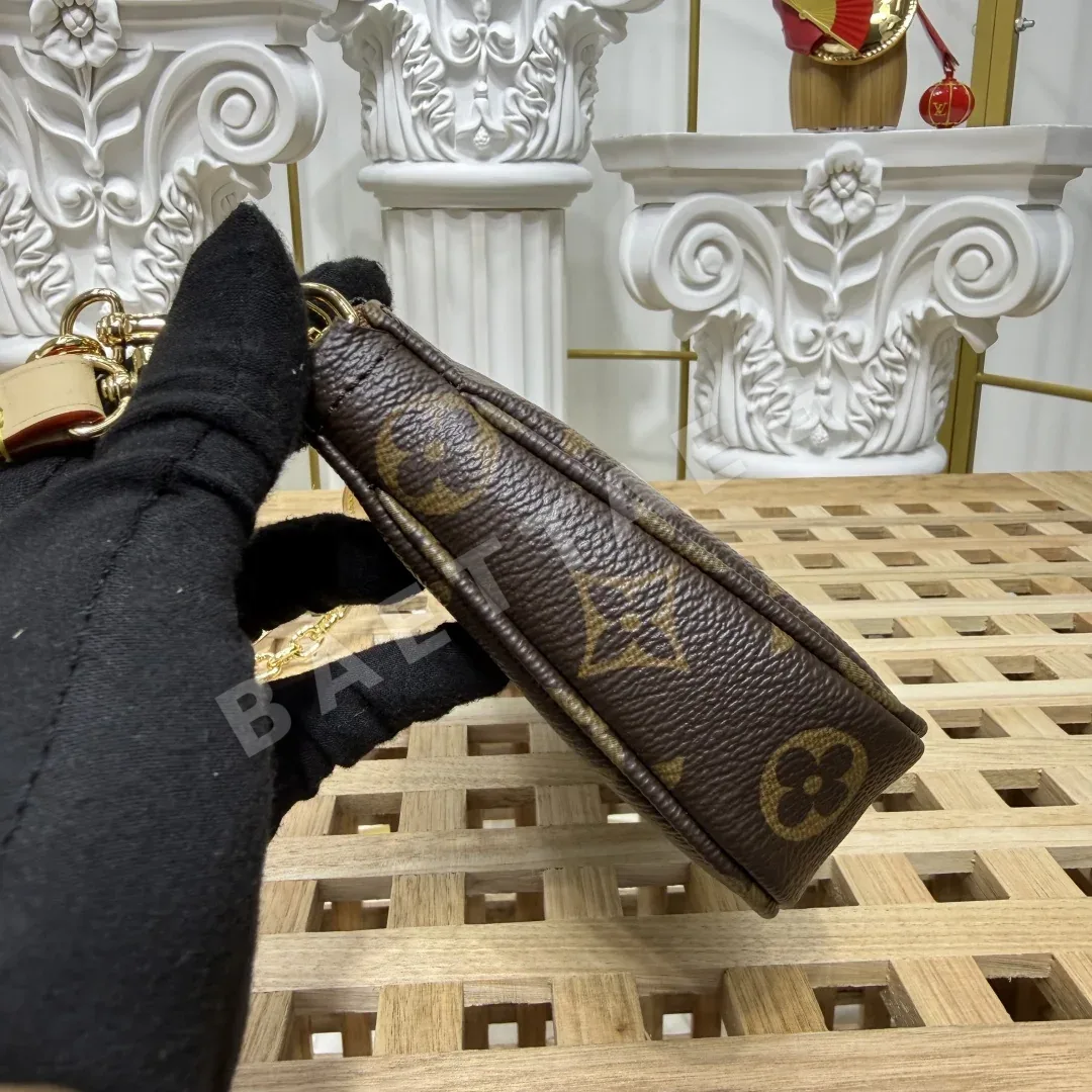 루이비통 모노그램 캔버스 Pochette Accessoires 가방 M82766 상세 이미지 6