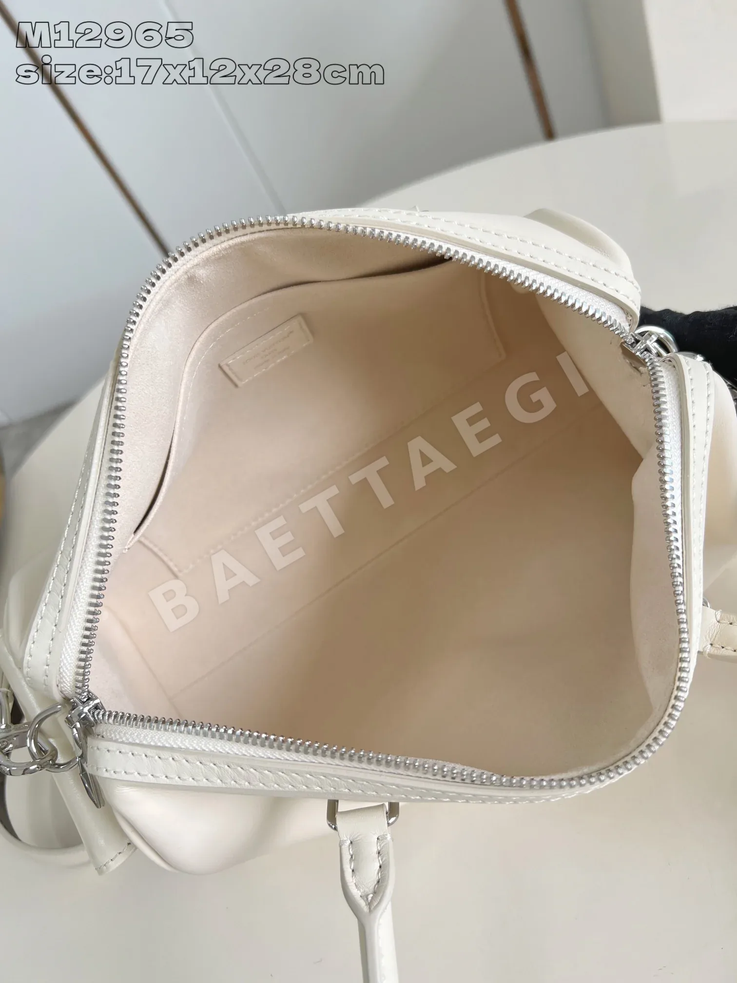 루이비통 화이트 스피디 램스킨 핸드백 M12965 상세 이미지 8