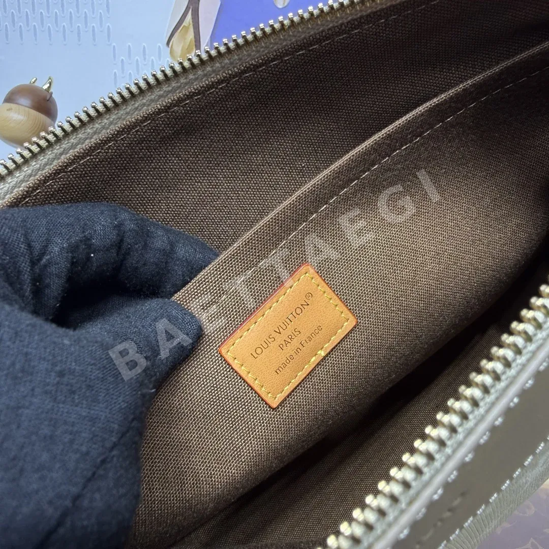 루이비통 포쉐트 보야주 수플 클러치 가방 M26970 상세 이미지 8