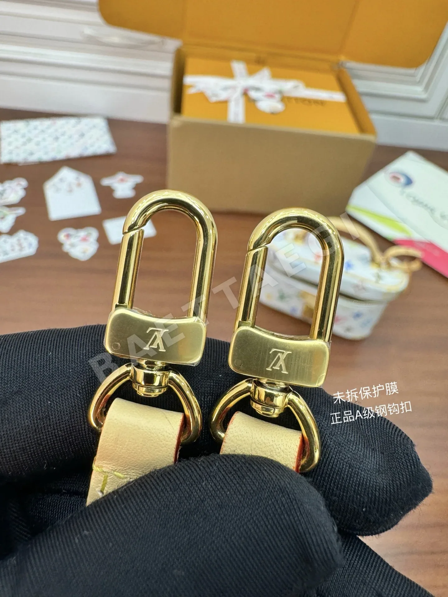 루이비통 M13662 가방 상세 이미지 8