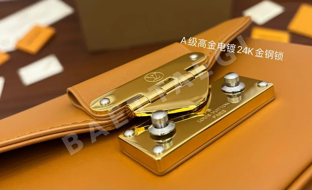 루이비통 M20396 가죽 가방 상세 이미지 2