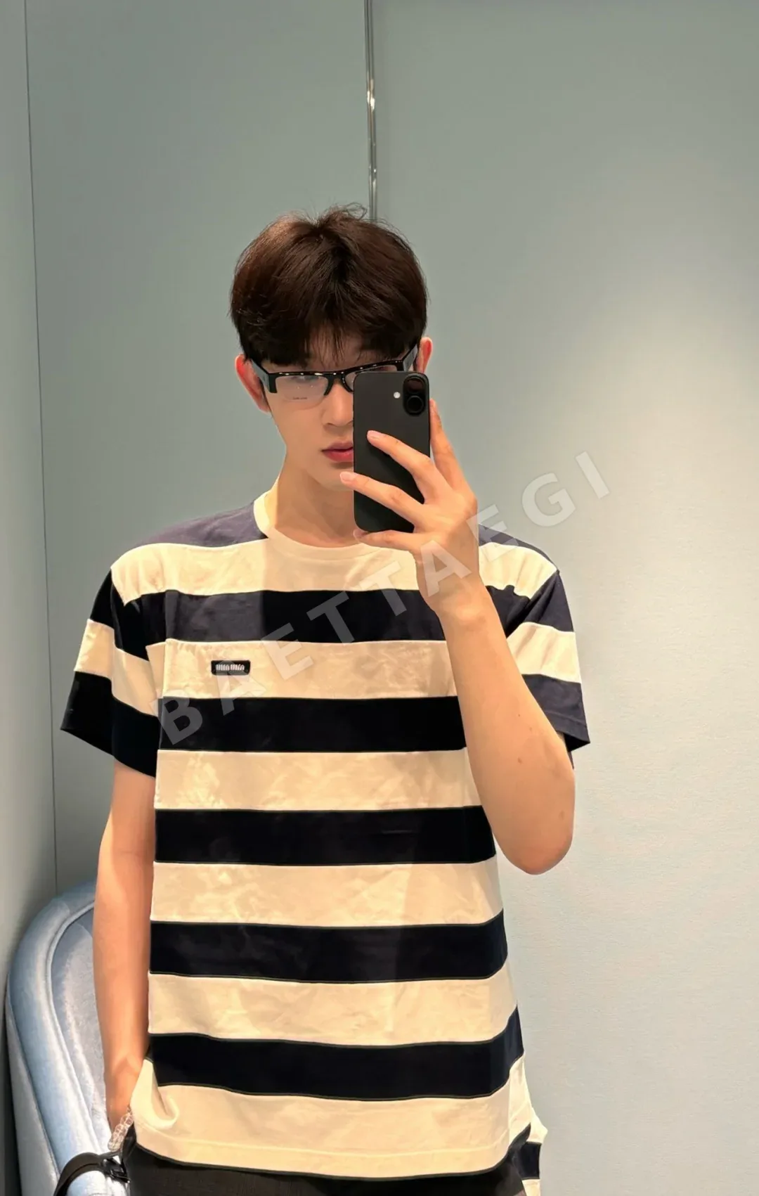 미우미우 컬러 블록 스트라이프 반팔 티셔츠 상세 이미지 4