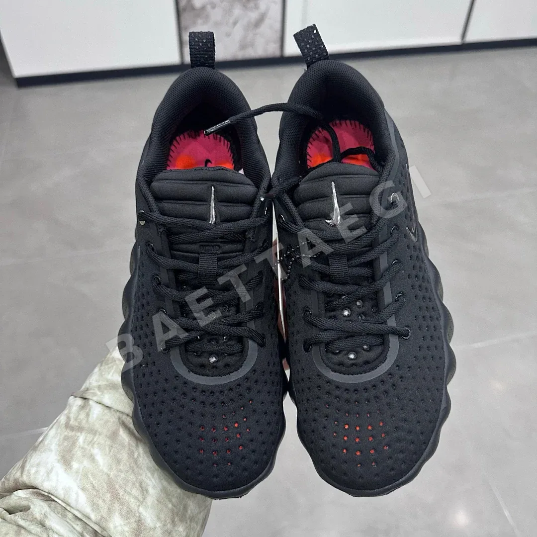 나이키 [WM] 마인드 002 HQ4308-001 201243 Nike Mind 002 Black Hyper Crimson 상세 이미지 12
