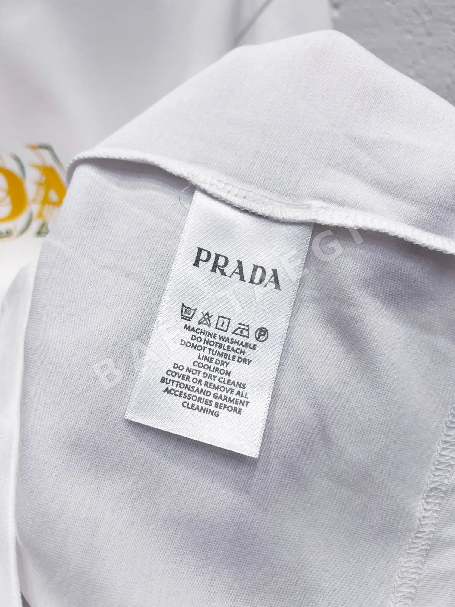 프라다 고급 면 소재 여성 반팔 티셔츠 상세 이미지 9