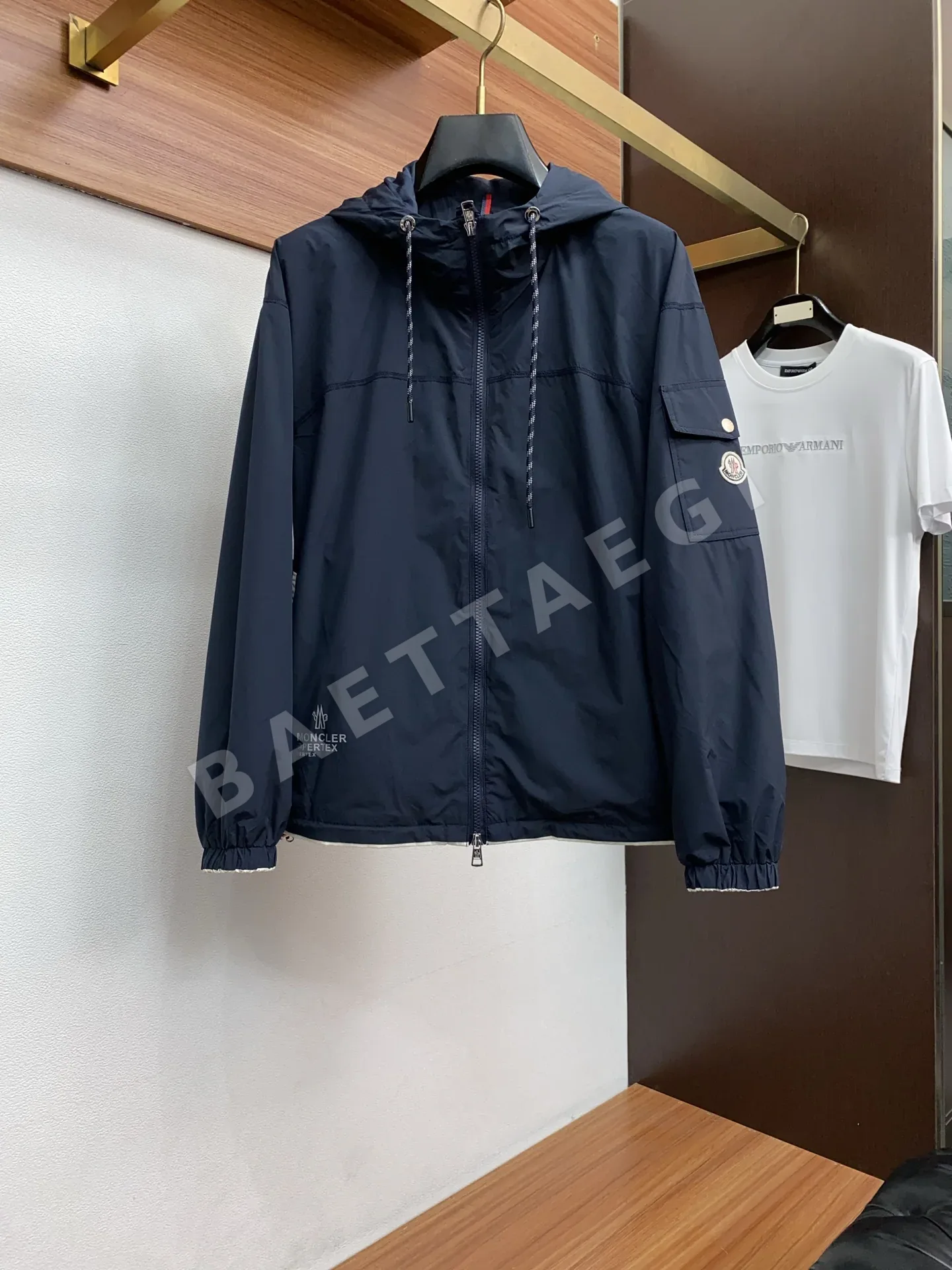몽클레르 슬림핏 남성 집업 자켓 19118