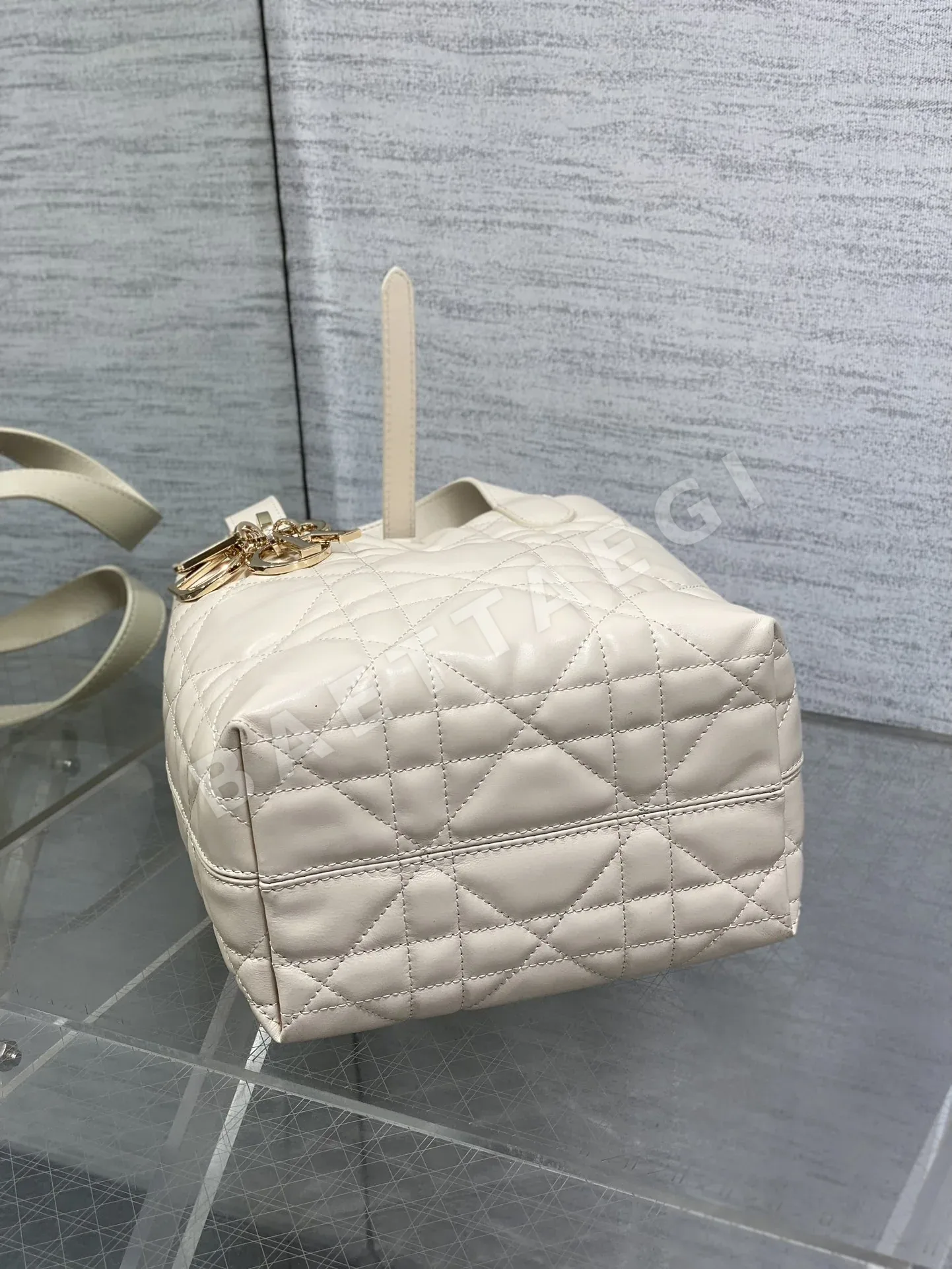 디올 뚜주흐 미니 토트백 상세 이미지 8