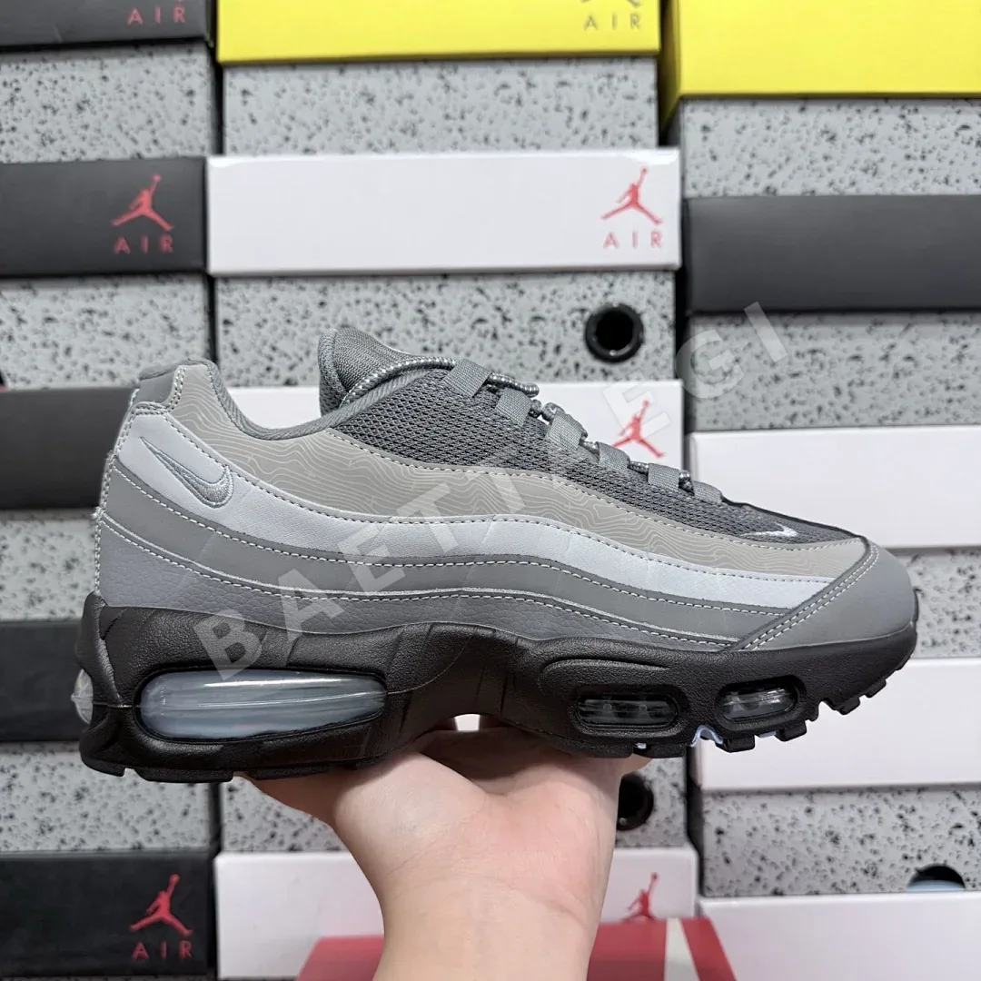 나이키 [XY] 에어 맥스 95 OG IB7682-001 201322 Nike Air Max 95 OG Big Bubble Cool Grey 상세 이미지 6