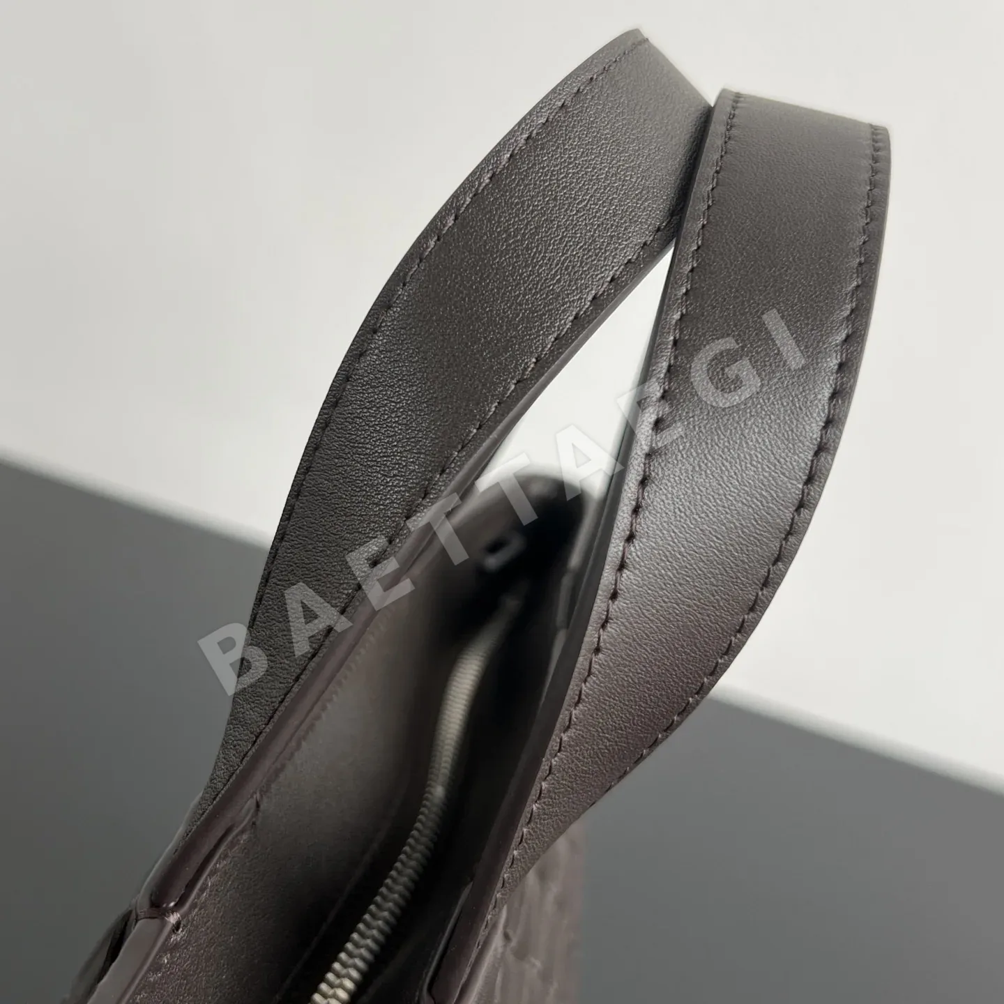 보테가베네타 인트레치아토 미니 토트백 상세 이미지 7