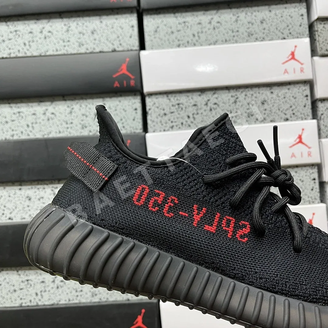 아디다스 [XQ] 이지 부스트 350 V2 CP9652 200789 Adidas Yeezy Boost 350 V2 Black Red 상세 이미지 4