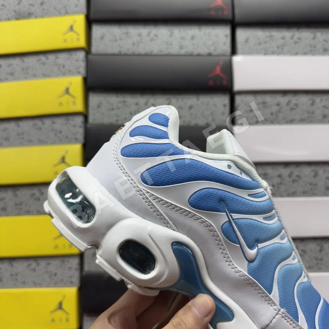 나이키 [BD] 에어 맥스 플러스 스카이 852630-411 201861 Nike Air Max Plus Sky Blue 상세 이미지 4