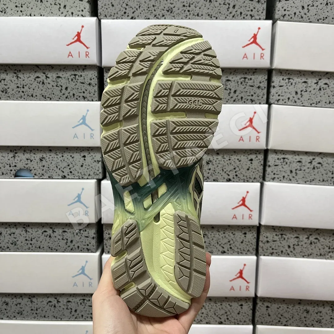 아식스 [TOP] 1203A640-300 200420 Asics UB10-S Gel-Kayano 20 Kiko Kostadinov Hunter 상세 이미지 8