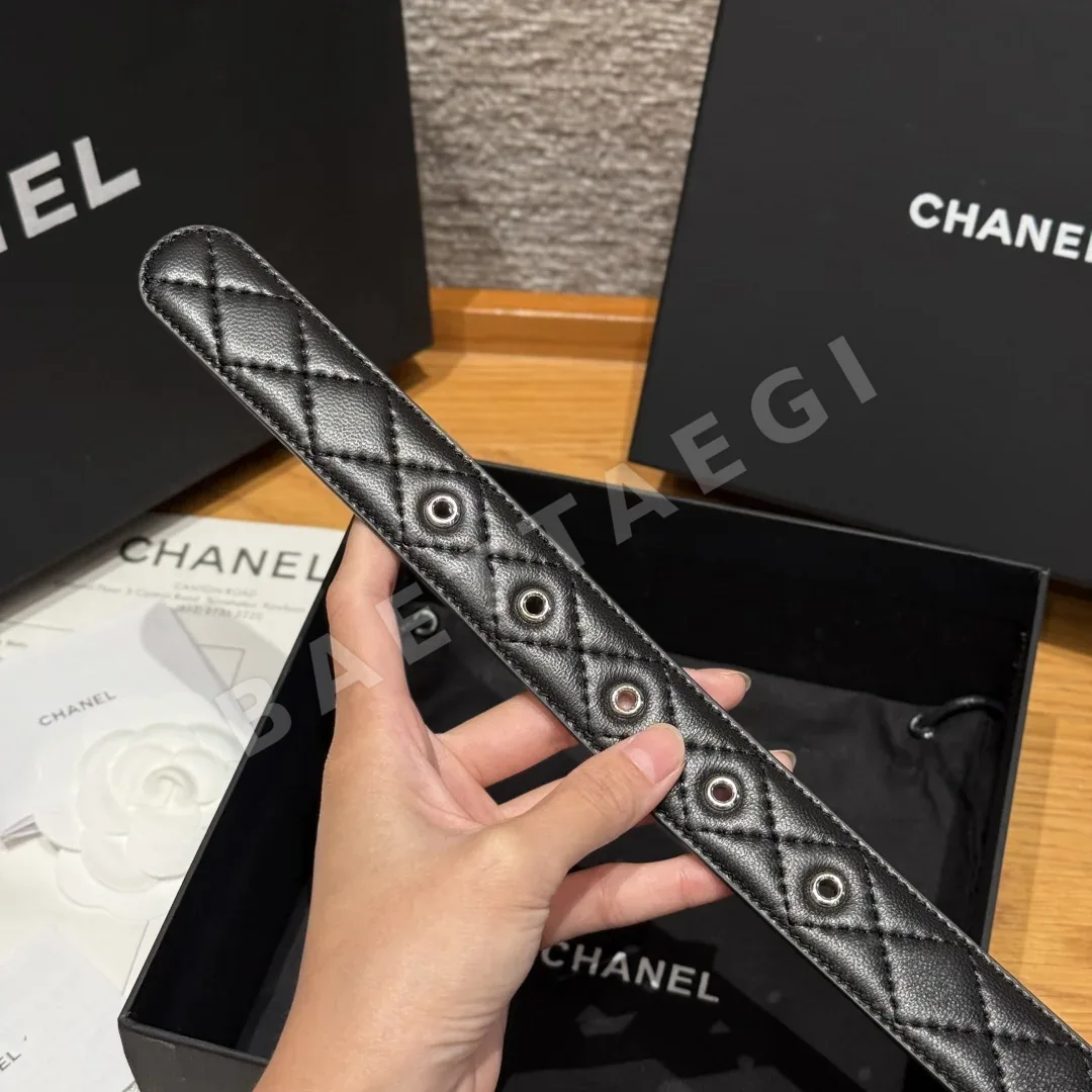 샤넬 더블 C 메탈 로고 램스킨 벨트 상세 이미지 7