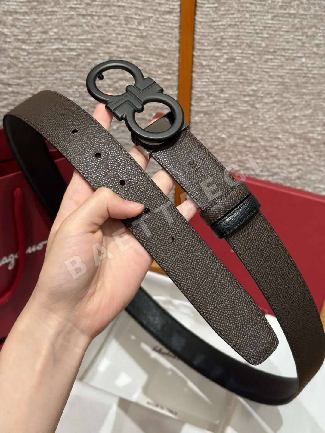 페레가모 양면 간치니 버클 가죽 벨트 상세 이미지 4