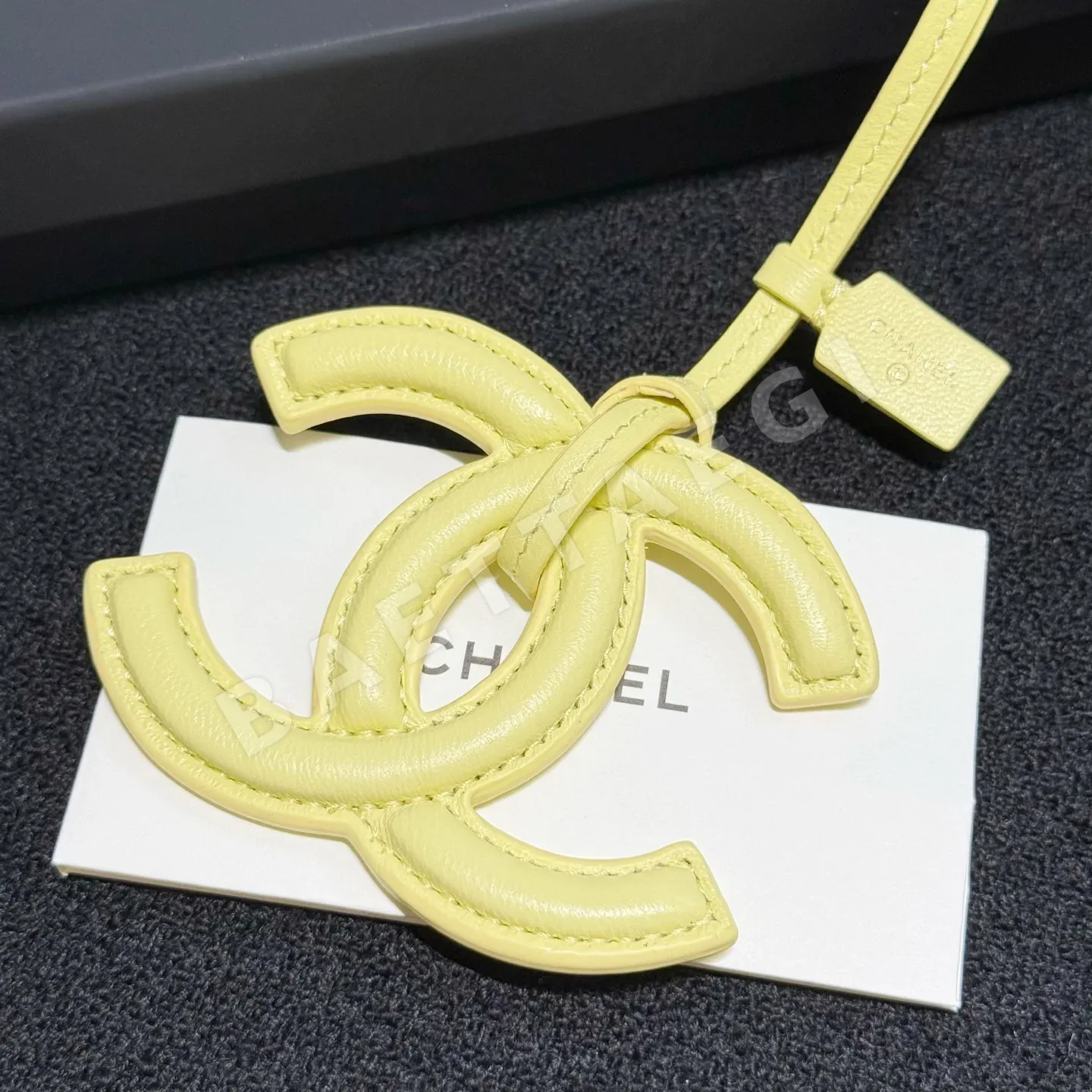 샤넬 램스킨 더블 C 로고 키링 상세 이미지 6