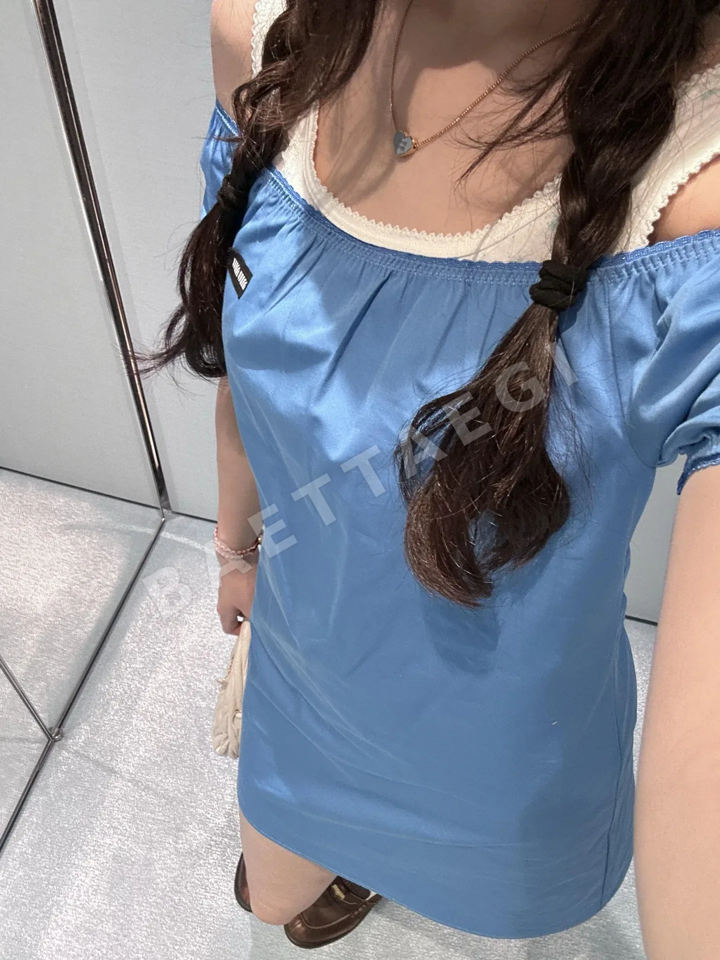 미우미우 스카이 블루 퍼프 슬리브 원피스 상세 이미지 3