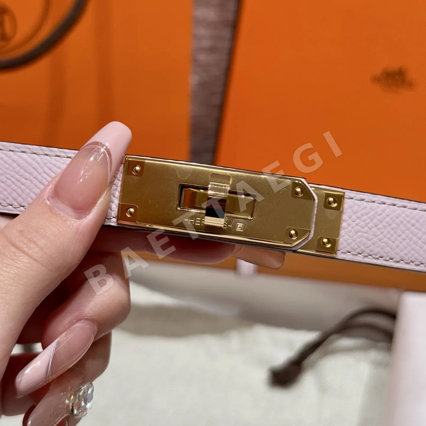 에르메스 18K 골드 장식 앱송 카프스킨 벨트 상세 이미지 5