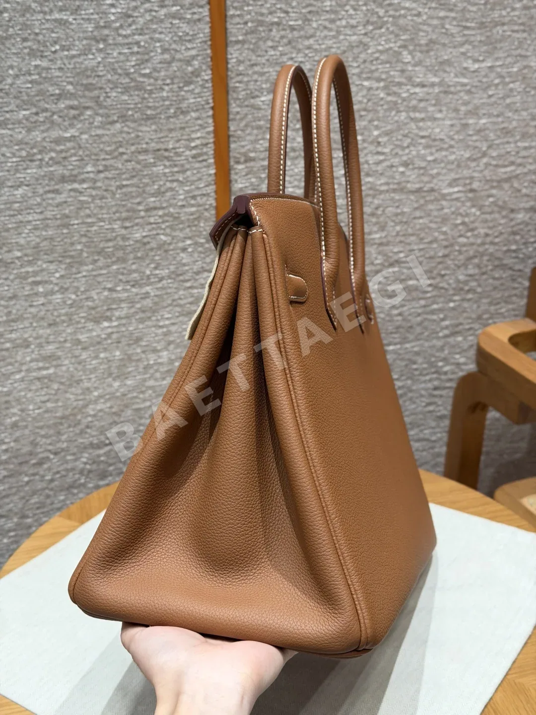 에르메스 버킨 가방 35 골드 상세 이미지 4