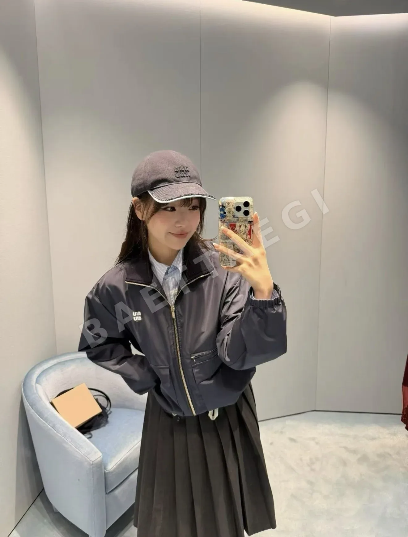 미우미우 네이비 워크웨어 나일론 자켓 상세 이미지 9