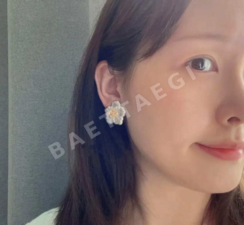 부첼라티 가드니아 데이지 무늬 925 스털링 실버 귀걸이 상세 이미지 8