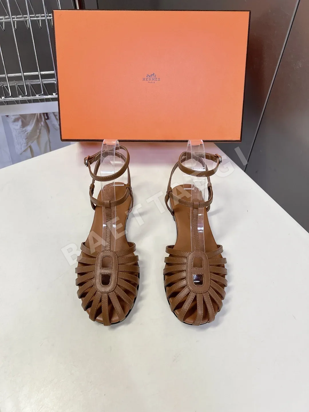 에르메스 누르 샌들 146793